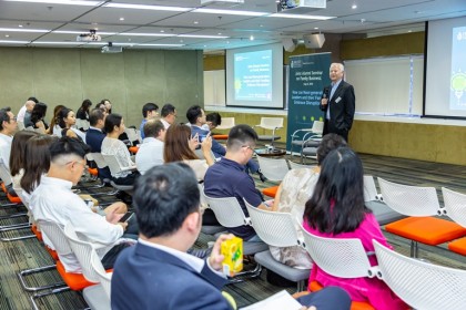 Prof. Roger King spoke at the Joint Alumni Seminar 2019